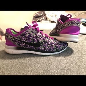 Women’s Nike’s size 10